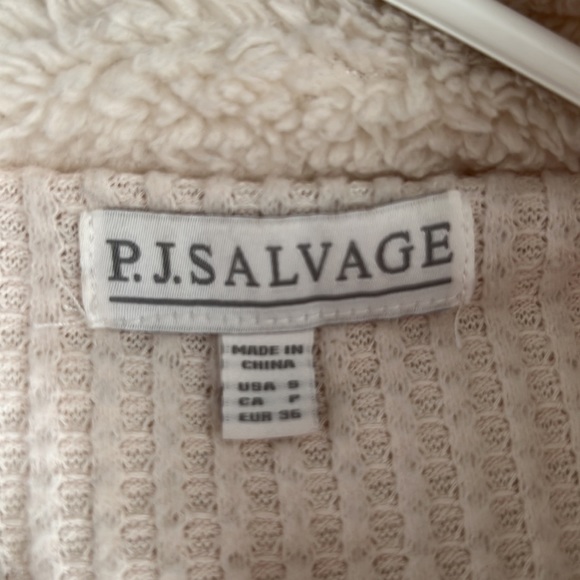 PJ Salvage cozy Sherpa jacket. Size Small - Picture 2 of 6